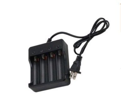 18650 lithium battery charger 4 slot 18650 four charge line charger 3.7v4.2v strong light flashlight charger